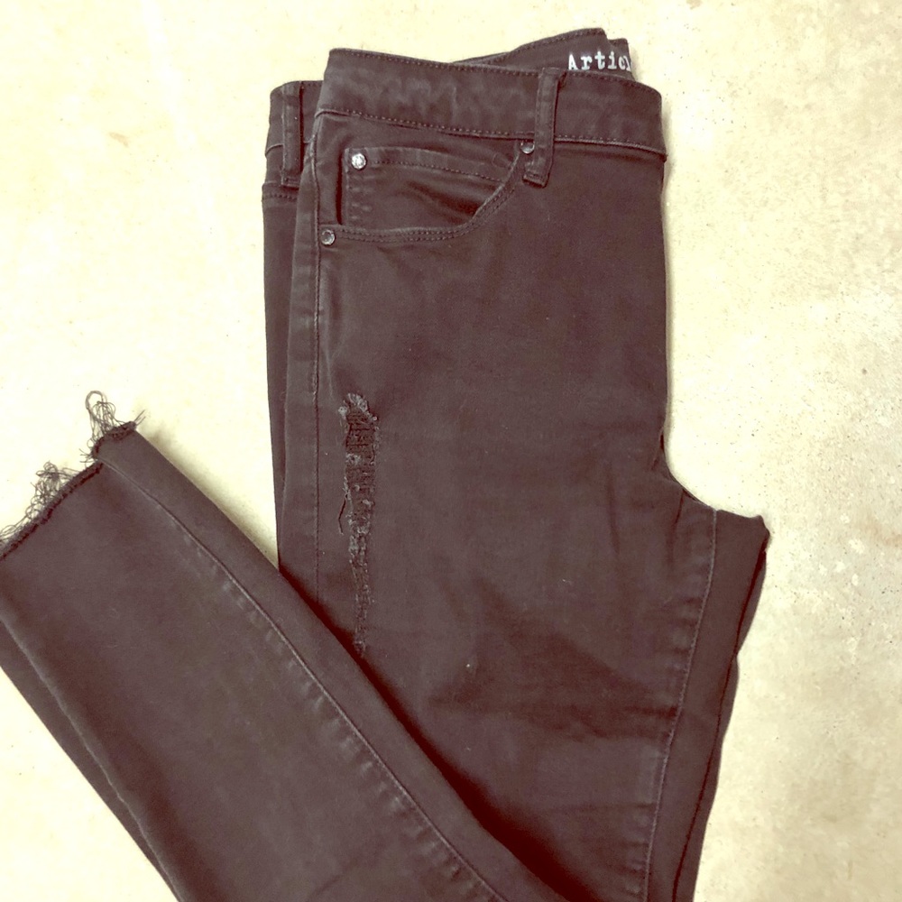 BLACK RIPPED JEANS ARTICLES OF SOCIETY